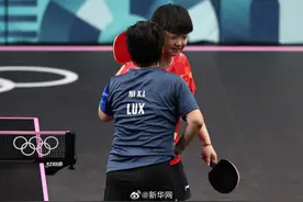 61岁倪阿姨对战23岁莎莎，没有输！图片