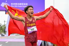 “我要给大家看看，中国马拉松并不差！”何杰夺得中国亚运史上首枚马拉松金牌图片