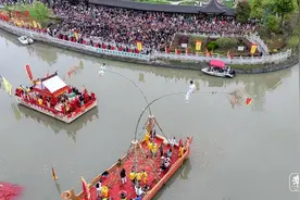 热闹！桐乡洲泉“双庙渚蚕花水会”精彩开启图片