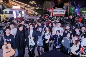粤港澳三地青年在广州南沙唱响青春旋律图片