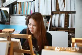 中外记者看深圳|大芬油画村：从“油画工厂”到原创艺术图片