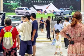 周末来逛齐鲁国际车展图片