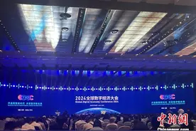 “以魔治魔”，解决大模型“幻觉”等安全问题图片