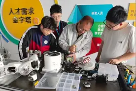 山东潍坊：技工教育向“新”发展图片
