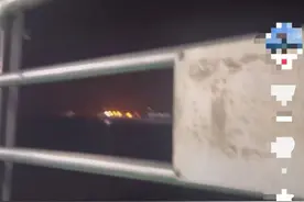 旅客称海口至湛江轮渡上凌晨有人跳海！广东海事局：正在搜救图片