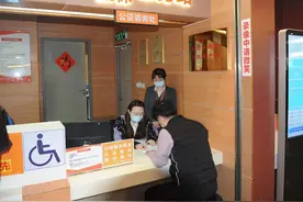台胞在厦就医报销更便捷！厦门首创台胞健保核退公证“院内直办”图片