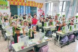 太原市第三十七中学校附属小学为孩子们准备开学礼物图片