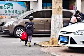 等等我图片