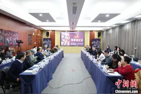 洞见历史真实与类型叙事的融合探索 《孤星计划》上海观摩研讨会在沪举办图片