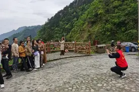 休宁县“五一”假期乡村游亲子游人气火爆图片