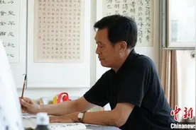 甘肃“家门口”养老服务让“银发族”乐享晚年图片