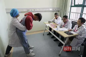 湖北省第二届儿科急救技能大赛在武汉举行，200余名儿科医护“大比武”图片