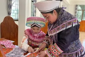 绣娘李朝芬：大山里的手艺人图片