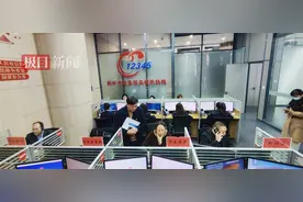 搭建政府和群众的“连心桥”，荆州12345热线持续开展领导接听日活动图片