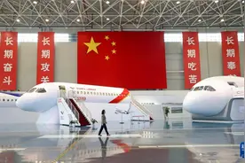 “她”力量丨赵春玲：矢志蓝天梦 C929总设计师的巾帼风采图片