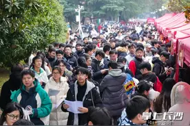 组图｜2025研究生考试开考！图片