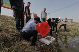 “新鲜”又上新 浙江水产落户塔克拉玛干沙漠边缘图片