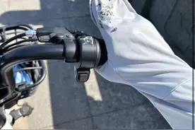 有多少杭州人遇到过这事？心情跌落谷底，网友：真·空降“惊喜”啊图片