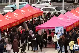 宁乡：“职通车”开到市民家门口，将开展线上线下招聘活动100场图片