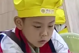 庆祝“环卫工人节”，小学生为他们亲手做“爱心便当”图片