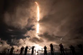 携4名美国非职业宇航员前往太空，“北极星黎明”项目开启历史性旅程图片