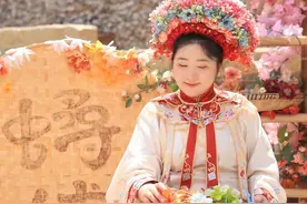喜欢到喊“救命”！东北“姜花”被泉州簪花圈粉了图片