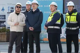 努力实现企业发展与区域发展同频共振，区领导调研重点企业图片