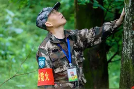 那一刻 你闪着光② | 袁章清：我的16万公里 我的护林日记图片
