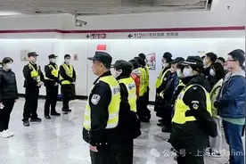 以练促强 共筑运营安全防线｜地铁站开展大客流应急演练图片