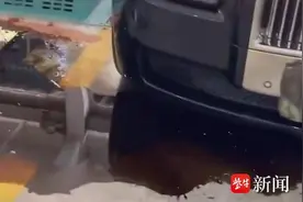 【紫牛热点】“劳斯莱斯”年审时被拉爆缸？ 南京也有车辆检测时出现这一意外，需具体问题具体分析图片