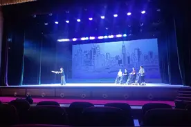 荆州花鼓戏《春暖花开》将于近期上映图片