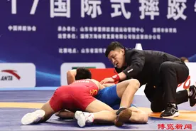 博览组图︱一“跤”高下图片