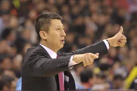 「CBA」广州队客场不敌北京队，郭士强赛后质疑对手“骗犯规”过多图片