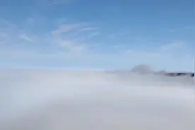 罕见！“云海”“佛光”齐现广西大明山图片