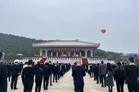 马英九率团参加陕西清明公祭轩辕黄帝典礼！曾多次主持遥祭图片