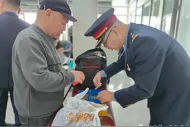 清明小长假期间 大荔加开19趟列车图片