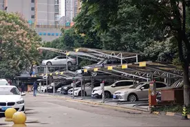 “胖车”难停放 被司机们遗忘的机械车位图片
