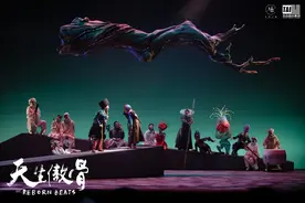 舞台剧《天生傲骨》：女性成长与民族美学的双重觉醒图片