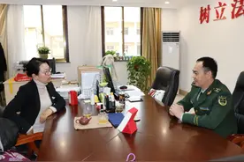 十年坚守，她用法律架起拥军爱军的“连心桥”图片