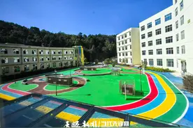 10月11日，贵州中医药大学第二附属医院儿童康复中心全面开诊图片