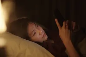 闪电心灵愈站 | 高三女生离家出走 心理专家：父母想要改变孩子，先改变自己图片