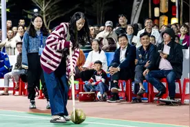 海南“村VA”迎春赛｜赶椰子、椰子保龄球……这些和椰子有关的游戏，快来球场玩！图片