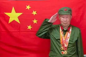 老兵朱万金：满腔热血铸就闪亮的军魂图片