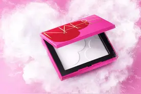 NARS同频释爱限定系列，鬼塚虎和阿童木新联名｜是日美好事物图片