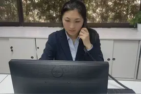 以声传情！110“生命线”上的守护者图片