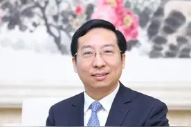 金融人·事｜“磨剑”者杨书剑图片