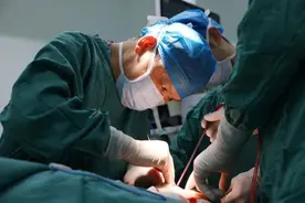 40岁男子一晚憋醒几十次！医生：警惕这种“隐形杀手”图片