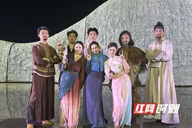 湖南工业大学舞蹈系《国彩醴陵》惊艳出圈图片