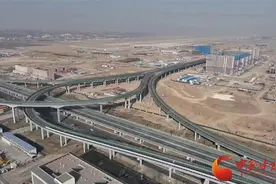 【甘快看】沿着丝路遇见你·最美铁路人｜中川机场T3航站楼连接线 钢铁巨龙架起进出机场快速通道图片