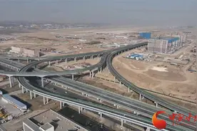 【甘快看】沿着丝路遇见你·最美铁路人｜中川机场T3航站楼连接线 钢铁巨龙架起进出机场快速通道图片